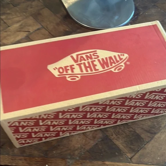 COPY - NWT Vans “Old School Tape” Sneakers Women’s 8, Men’s 6.5 New with Tag & … - Picture 4 of 14